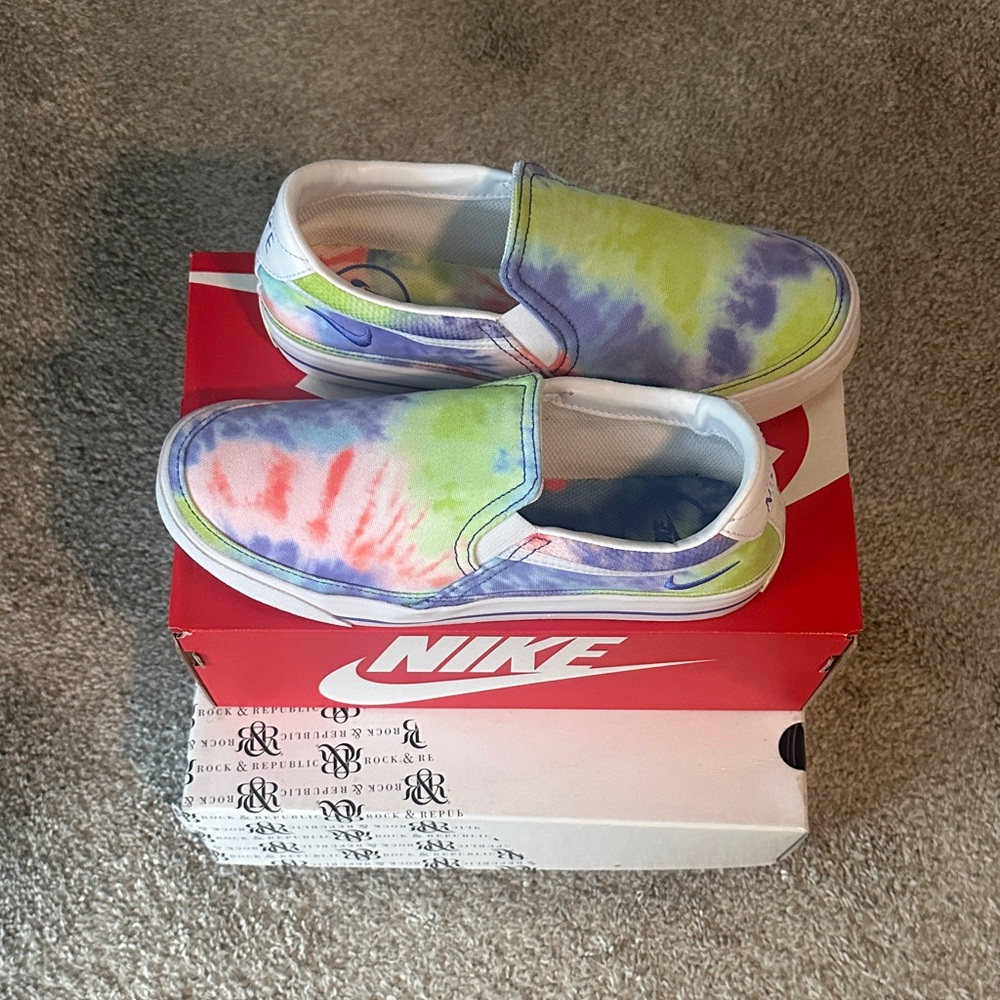 Nike women’s Multicolor Court Legacy Tie-Dye Slip-On Sneakers